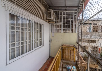 3 Bedroom Apartment For Sale - Toul Svay Prey, Phnom Penh thumbnail