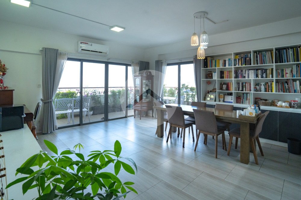 11th Floor 3 Bedroom Condo For Sale -Bodaiju, Ka Kap 1, Phnom Penh