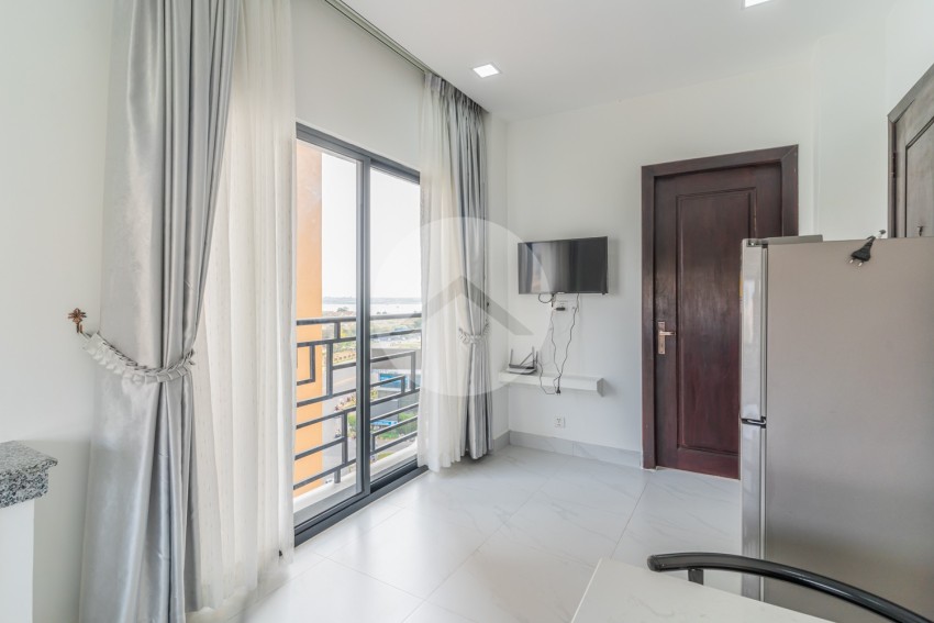 1 Bedroom Serviced Apartment For Rent - Tonle Bassac, Phnom Penh