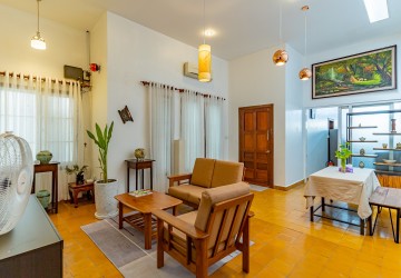 Renovated 1 Bedroom  Apartment For Rent - Beoung Raing, Phnom Penh thumbnail