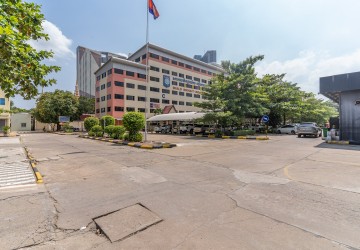 35 Sqm Office Space For Rent - Tonle Bassac, Phnom Penh thumbnail