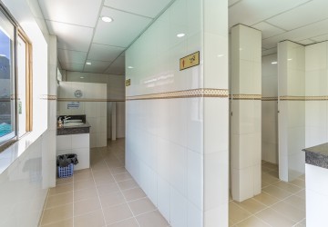 271 Sqm Office Space For Rent - Tonle Bassac, Chamkarmorn, Phnom Penh thumbnail