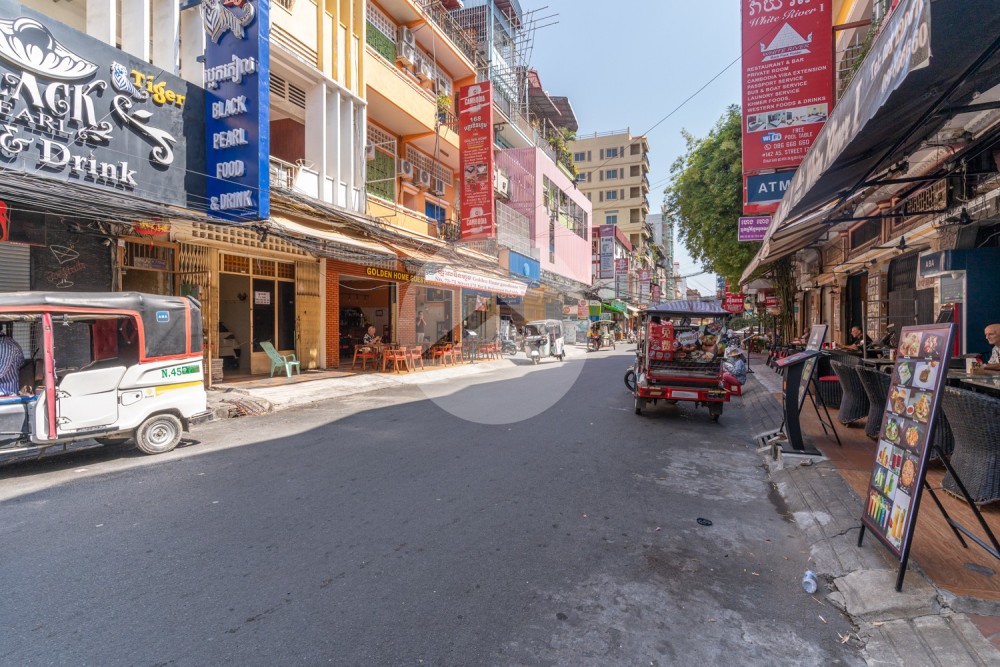12 Bedroom Shophouse For Rent -  Daun Penh, Phnom Penh - Image 3