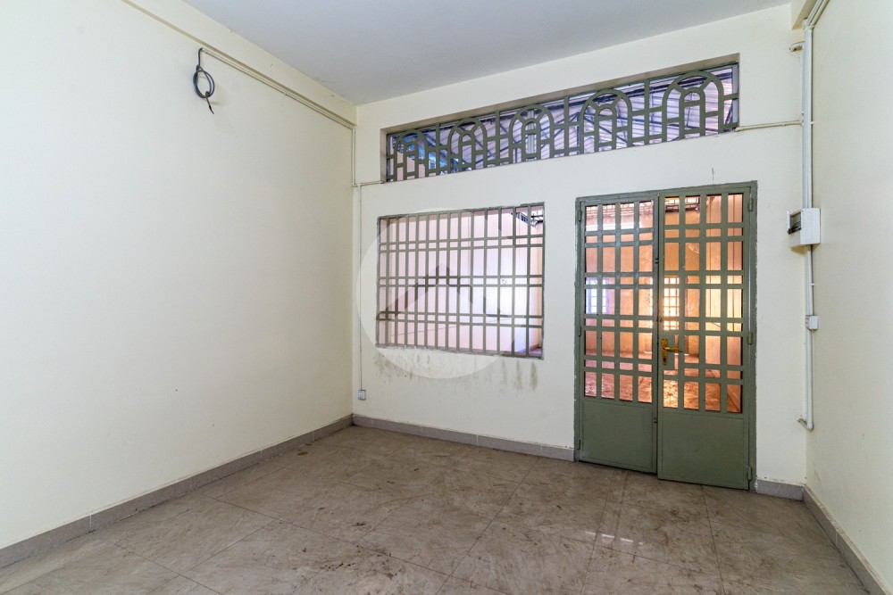 12 Bedroom Shophouse For Rent -  Daun Penh, Phnom Penh - Image 11