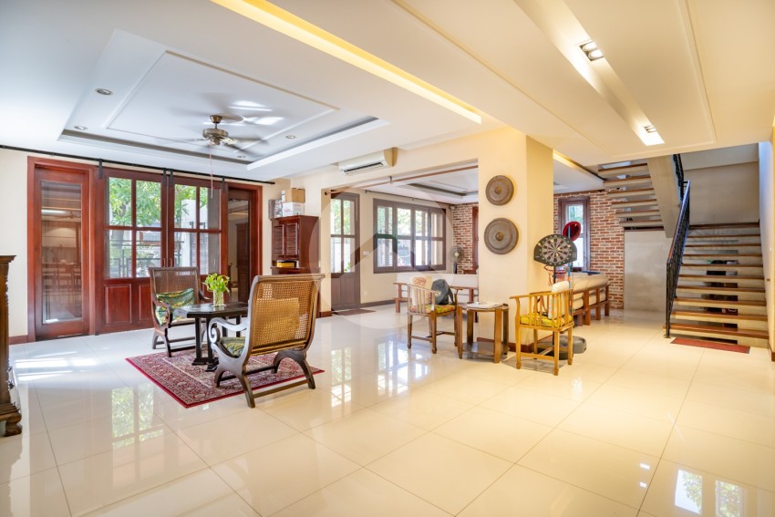5 Bedroom Villa For Rent - Bassac Garden City, Phnom Penh
