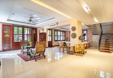 5 Bedroom Villa For Rent - Bassac Garden City, Phnom Penh thumbnail