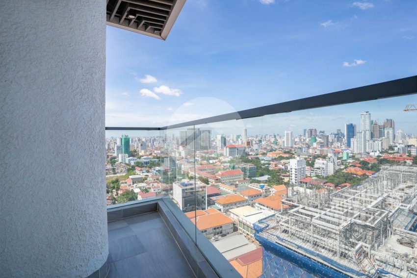 2 Bedroom Serviced Penthouse For Rent - Tonle Bassac, Phnom Penh