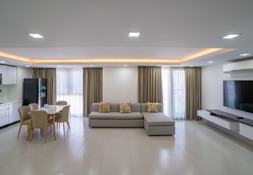 2 Bedroom Serviced Penthouse For Rent - Tonle Bassac, Phnom Penh thumbnail