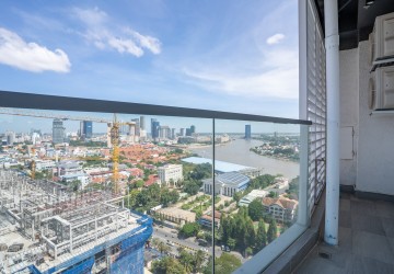 2 Bedroom Serviced Penthouse For Rent - Tonle Bassac, Phnom Penh thumbnail