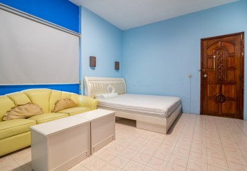 8 Bedroom Commercial Villa For Rent - Chakto Mukh, Phnom Penh thumbnail