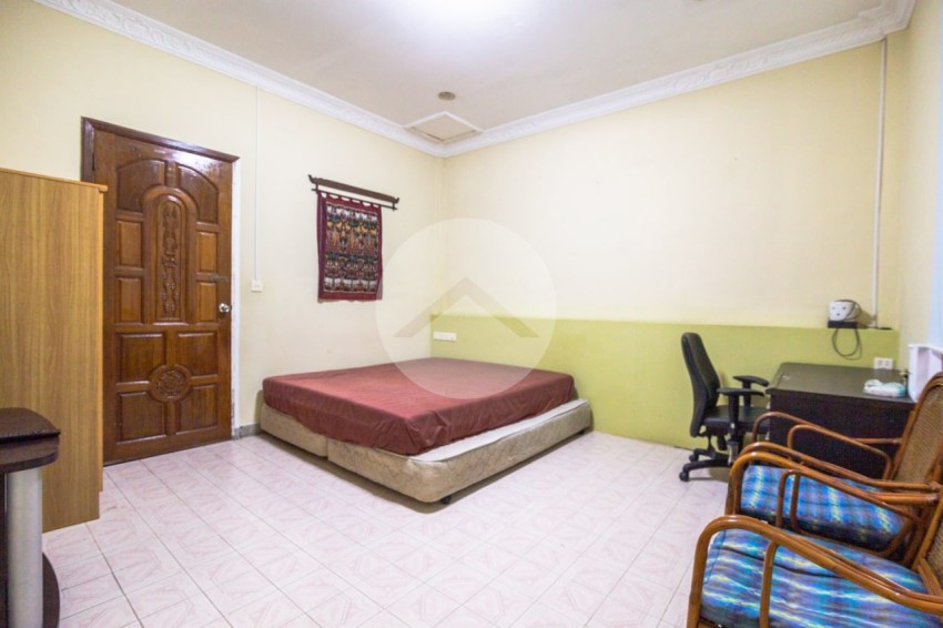 8 Bedroom Commercial Villa For Rent - Street 240- Daun Penh, Phnom Penh