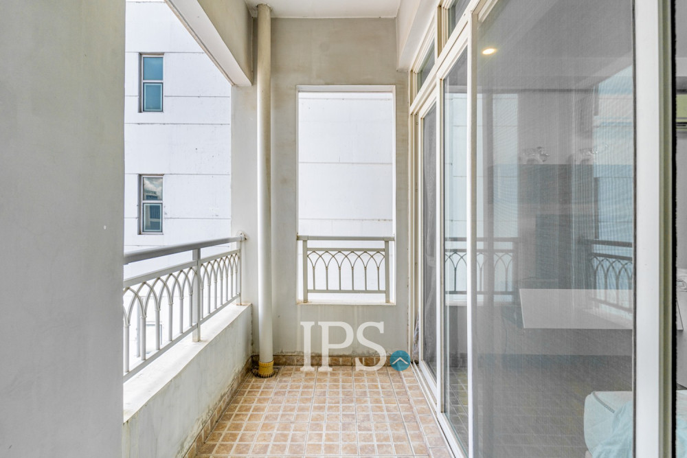 3 Bedroom Condo For Rent - De Castle, BKK1, Phnom Penh - Image 27