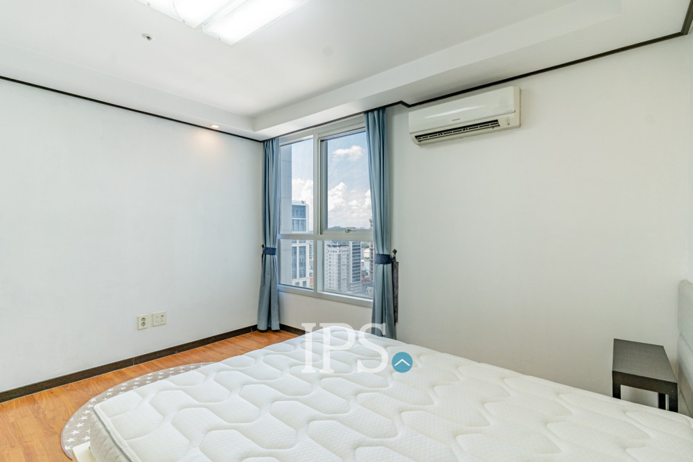 3 Bedroom Condo For Rent - De Castle, BKK1, Phnom Penh - Image 22