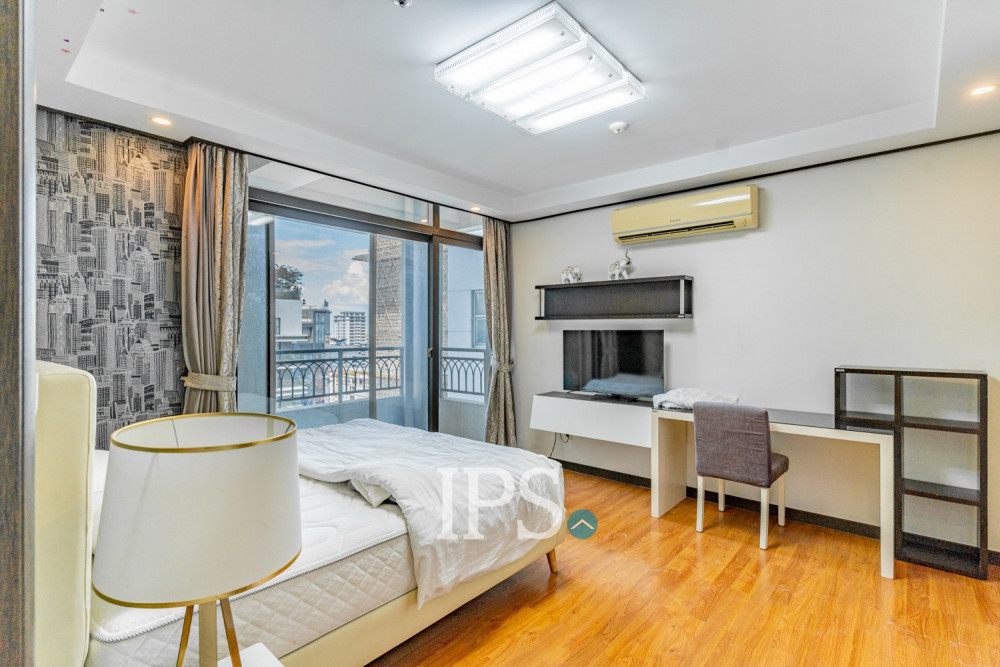 3 Bedroom Condo For Rent - De Castle, BKK1, Phnom Penh - Image 17