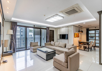 3 Bedroom Condo For Rent - De Castle, BKK1, Phnom Penh - Image 1