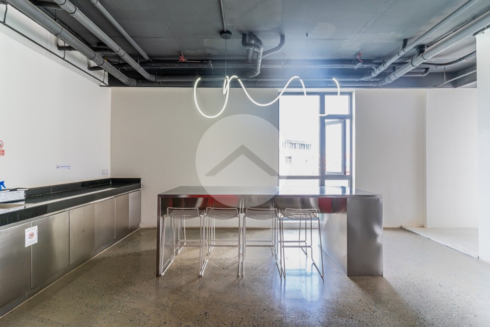 160 Sqm Office Space For Rent - Boeung Kak 2, Toul Kork, Phnom Penh - Image 15