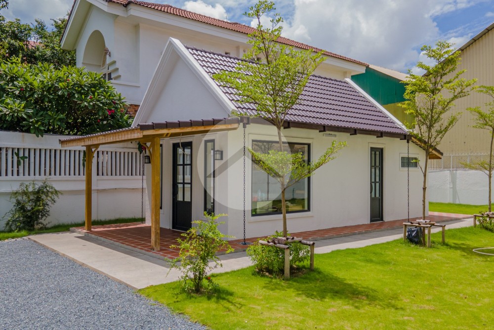 423 Sqm Land With Small House For Rent - Phsar Daeum Thkov, Phnom Penh - Image 2