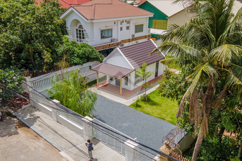423 Sqm Land With Small House For Rent - Phsar Daeum Thkov, Phnom Penh - Image 6