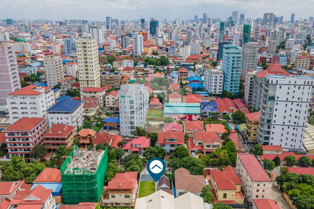 423 Sqm Land With Small House For Rent - Phsar Daeum Thkov, Phnom Penh - Image 9