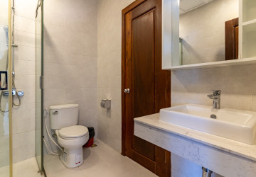 2 Bedroom Serviced Apartment For Rent - Tonle Bassac, Phnom Penh thumbnail