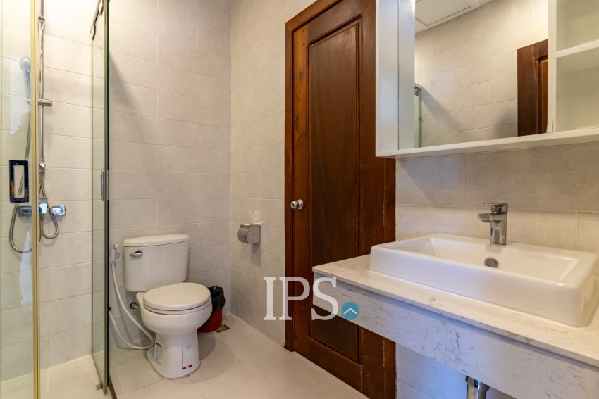 2 Bedroom Serviced Apartment For Rent - Tonle Bassac, Phnom Penh