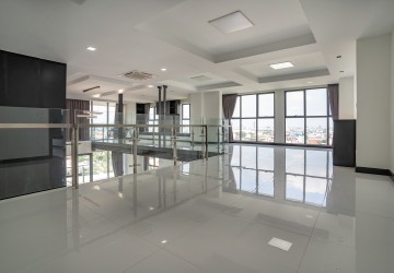 2 Bedroom Penthouse Services Apartment For Rent - Toul Kork, Phnom Penh thumbnail