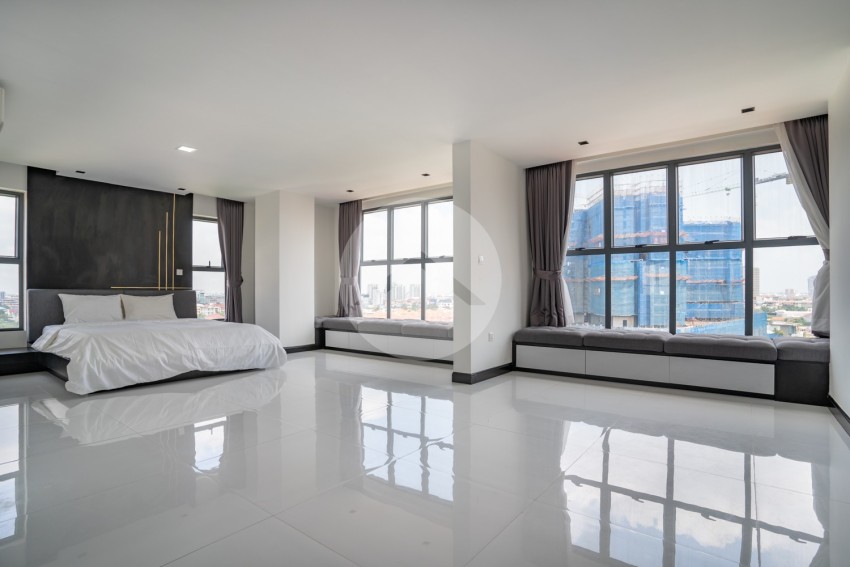 2 Bedroom Penthouse Services Apartment For Rent - Toul Kork, Phnom Penh