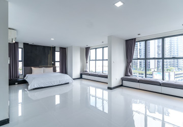 Duplex 3 Bedroom Penthouse Serviced Apartment For Rent - Boeung Kak 1, Phnom Penh thumbnail