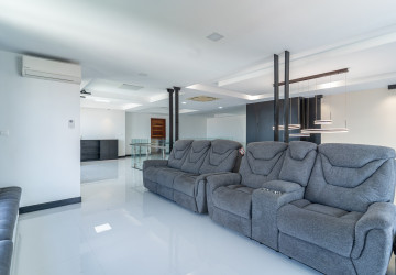 Duplex 3 Bedroom Penthouse Serviced Apartment For Rent - Boeung Kak 1, Phnom Penh thumbnail