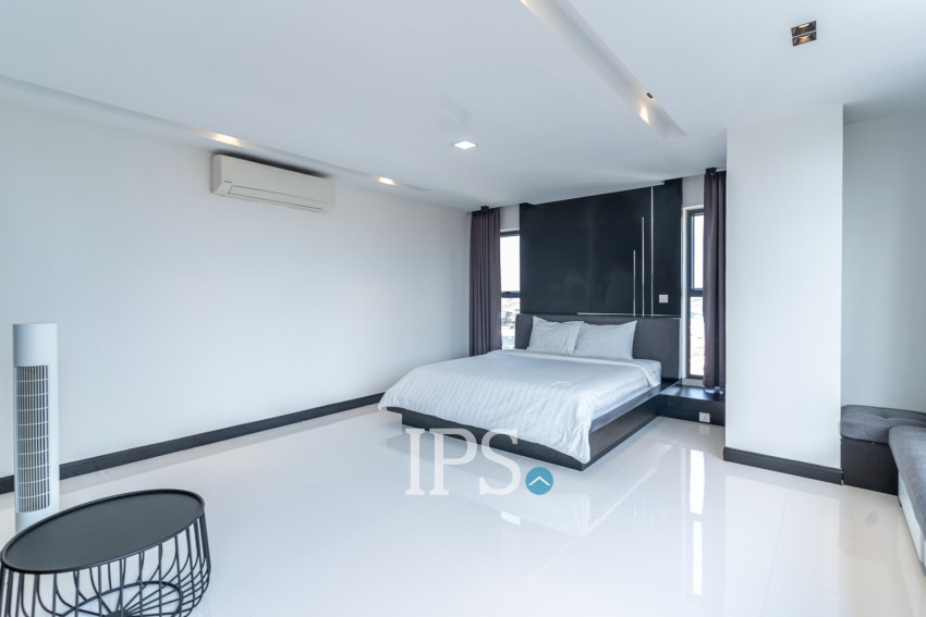 Duplex 3 Bedroom Penthouse Serviced Apartment For Rent - Boeung Kak 1, Phnom Penh