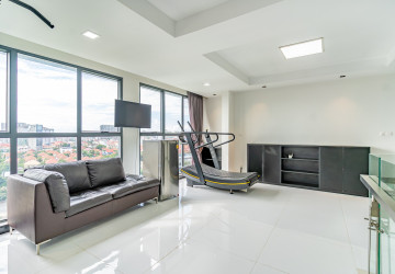 Duplex 2 Bedroom Penthouse Serviced Apartment For Rent - Boeung Kak 1, Phnom Penh thumbnail