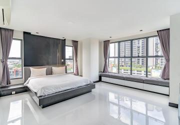 Duplex 2 Bedroom Penthouse Serviced Apartment For Rent - Boeung Kak 1, Phnom Penh thumbnail