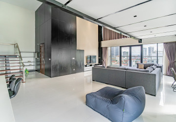 Duplex 2 Bedroom Penthouse Serviced Apartment For Rent - Boeung Kak 1, Phnom Penh thumbnail