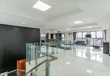 Duplex 2 Bedroom Penthouse Serviced Apartment For Rent - Boeung Kak 1, Phnom Penh thumbnail