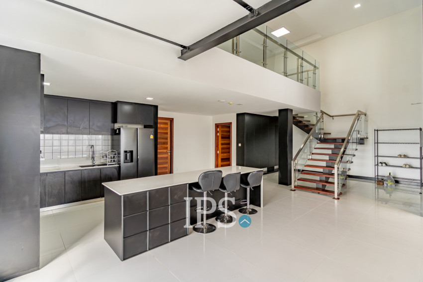 Duplex 2 Bedroom Penthouse Serviced Apartment For Rent - Boeung Kak 1, Phnom Penh