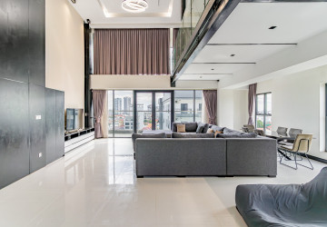 Duplex 2 Bedroom Penthouse Serviced Apartment For Rent - Boeung Kak 1, Phnom Penh thumbnail