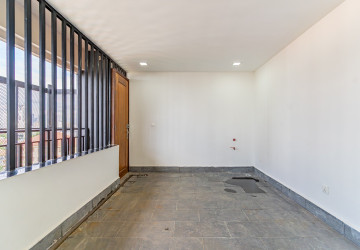Duplex 2 Bedroom Penthouse Serviced Apartment For Rent - Boeung Kak 1, Phnom Penh thumbnail