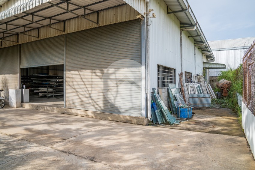 2100 Sqm Commercial Land with Warehouse For Rent - Krang Thnong, Phnom Penh