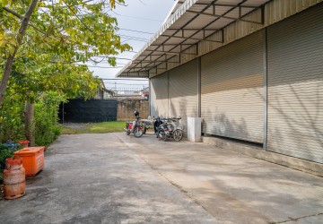 2100 Sqm Commercial Land with Warehouse For Rent - Krang Thnong, Phnom Penh thumbnail