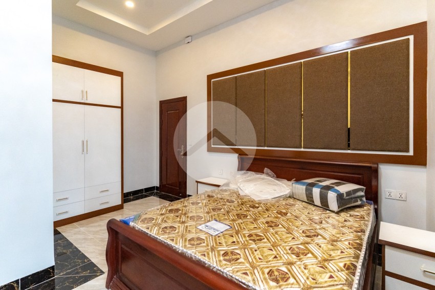 3 Bedroom Penthouse For Rent - BKK2, Phnom Penh