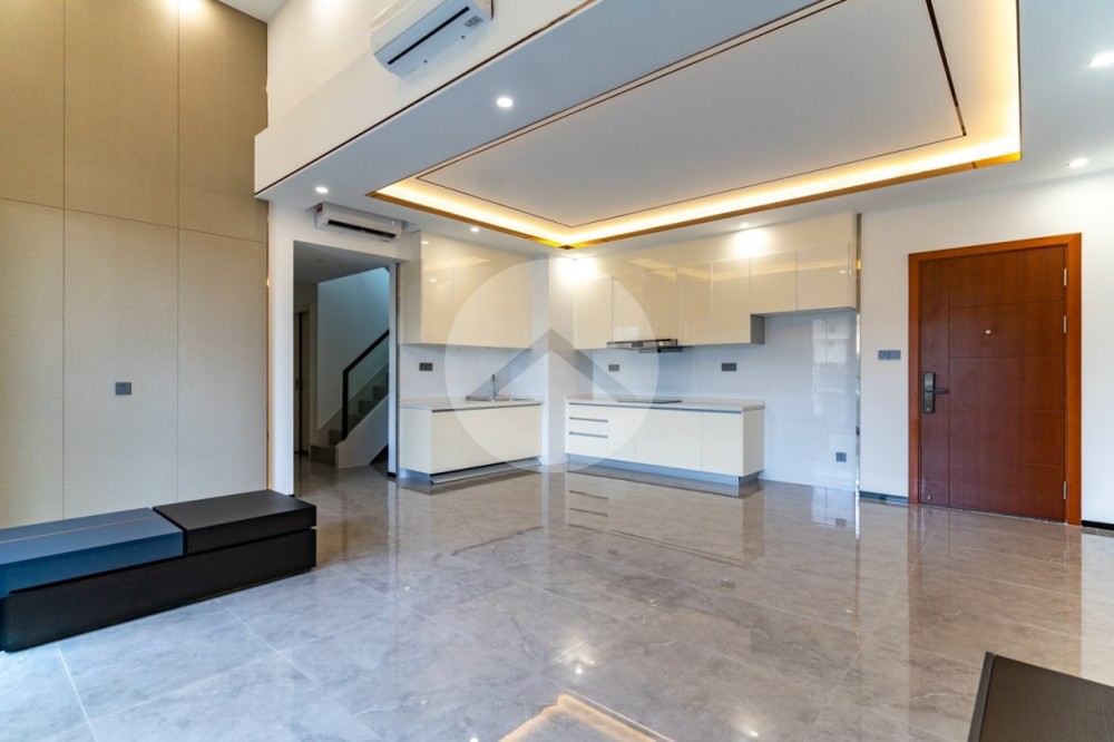 17th Floor 2 Bedroom Duplex Penthouse For Sale - One Park, Srah Chork, Phnom Penh - Image 2 17th Floor 2 Bedroom Duplex Penthouse For Sale - One Park, Srah Chork, Phnom Penh - Image 2