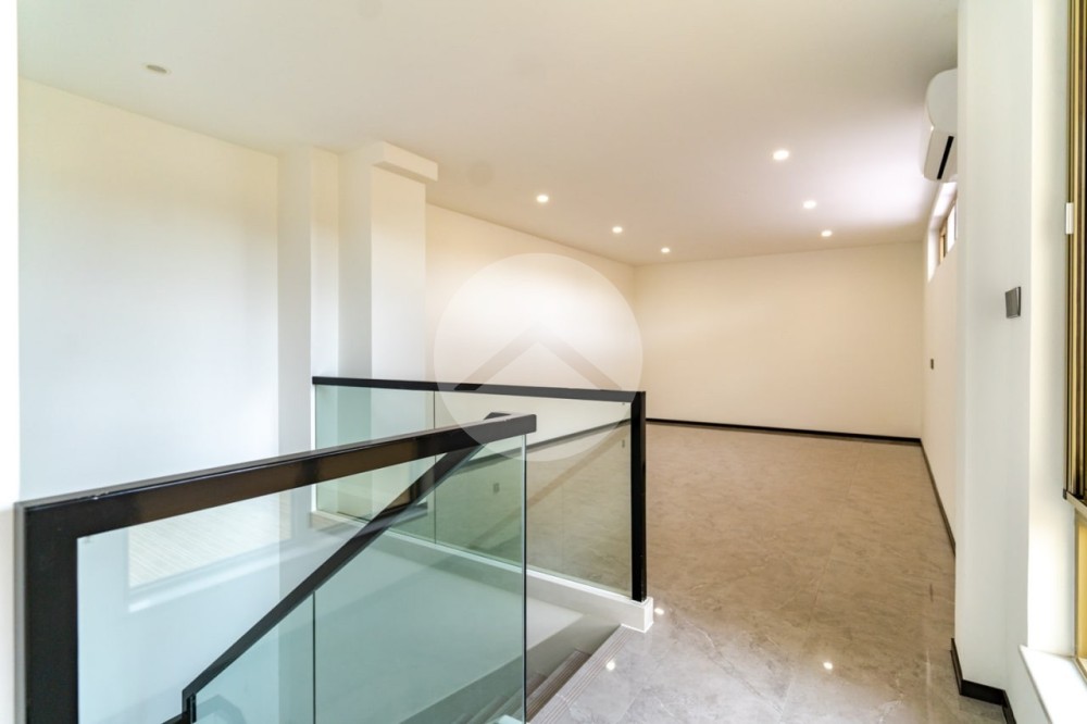 17th Floor 2 Bedroom Duplex Penthouse For Sale - One Park, Srah Chork, Phnom Penh - Image 10 17th Floor 2 Bedroom Duplex Penthouse For Sale - One Park, Srah Chork, Phnom Penh - Image 10