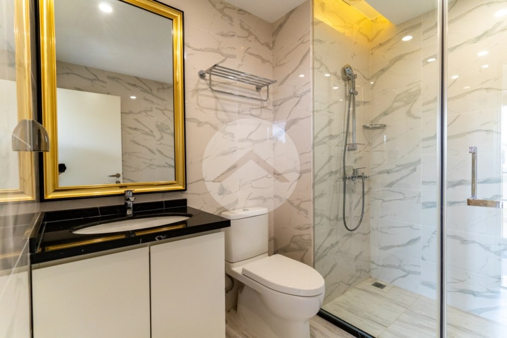 17th Floor 2 Bedroom Duplex Penthouse For Sale - One Park, Srah Chork, Phnom Penh - Image 9 17th Floor 2 Bedroom Duplex Penthouse For Sale - One Park, Srah Chork, Phnom Penh - Image 9