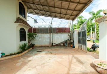 3 Bedroom Villa For Sale - Svay Dangkum, Siem Reap thumbnail