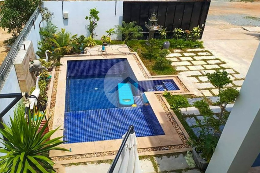 4 Bedroom Villa For Sale - Svay Dangkum, Siem Reap