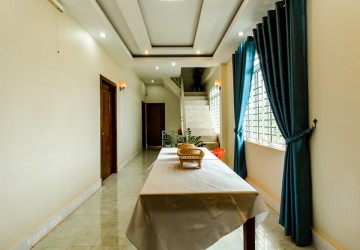 9 Bedroom Villa For Sale - Svay Dangkum, Siem Reap thumbnail