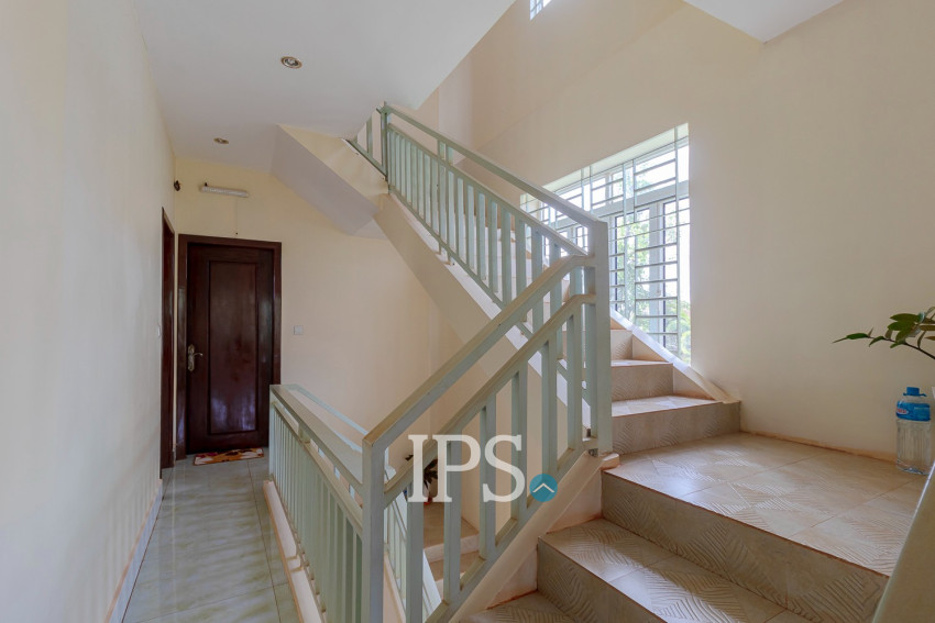 ផ្ទះ 9 បន្ទប់គេង សម្រាប់លក់- សង្កាត់ស្វាយដង្គំ, ក្រុងសៀមរាប