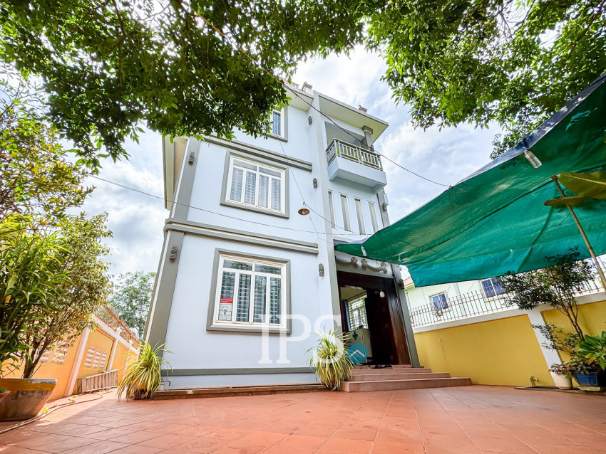 ផ្ទះ 9 បន្ទប់គេង សម្រាប់លក់- សង្កាត់ស្វាយដង្គំ, ក្រុងសៀមរាប