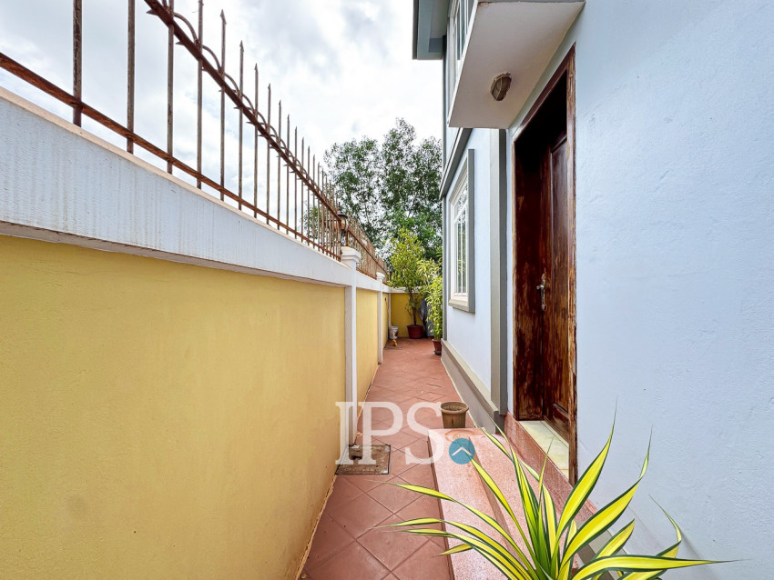 ផ្ទះ 9 បន្ទប់គេង សម្រាប់លក់- សង្កាត់ស្វាយដង្គំ, ក្រុងសៀមរាប