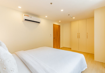 Duplex 3 Bedroom Serviced Apartment For Rent - Boeung Kak 1, Phnom Penh thumbnail